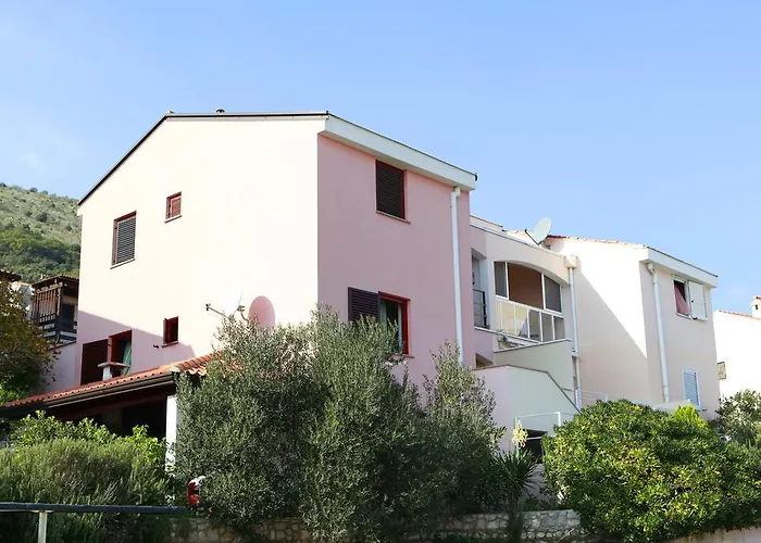 Stanic Apartamento Ravni